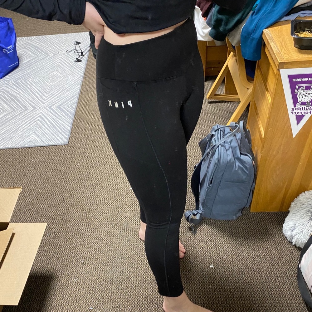 PINK ultimate high rise 7/8 pocket leggings